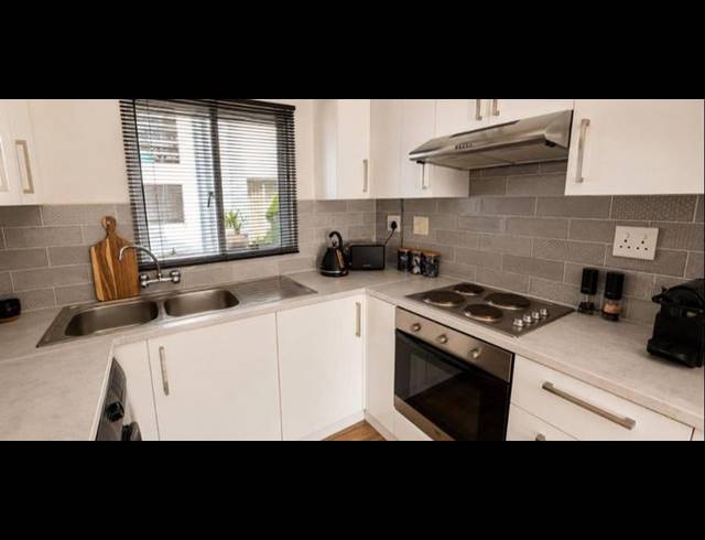 2 BEDROOM TOWNHOUSE FOR SALE IN VERWOERDPARK